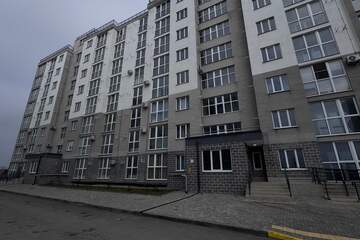 1-к квартира, 40 м², 1/8 эт.