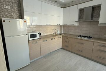 3-к квартира, 82 м², 1/5 эт.